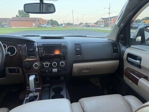 Used 2011 Toyota Sequoia Limited RWD image 27