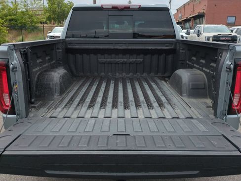 Used 2024 GMC Sierra 1500 Denali w/ Denali Reserve Package AWD/4WD image 16