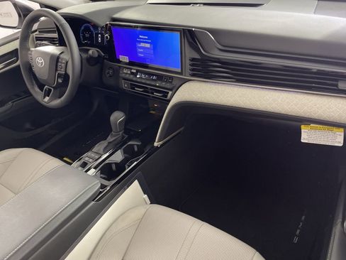 New 2026 Toyota Camry XLE image 25