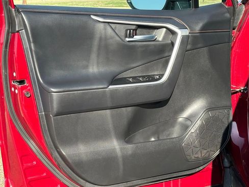 Used 2024 Toyota RAV4 Adventure image 25