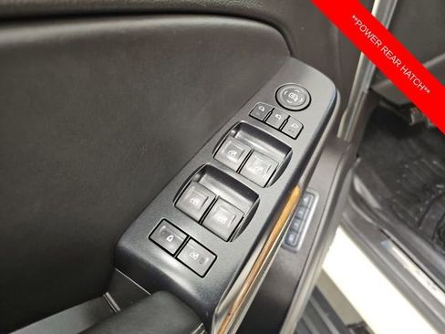 Used 2015 GMC Yukon Denali image 13