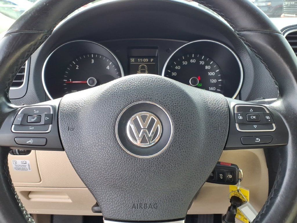 Used 2013 Volkswagen Jetta TDI FWD image 5