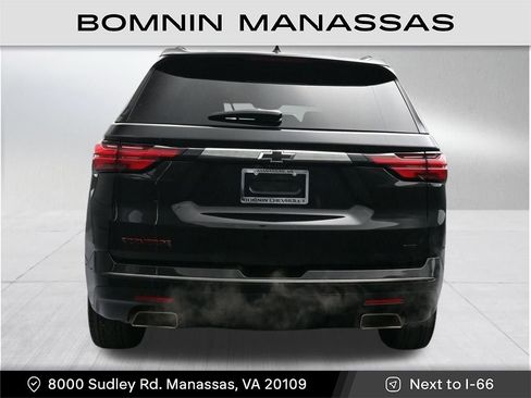 Used 2023 Chevrolet Traverse Premier w/ Redline Edition image 6