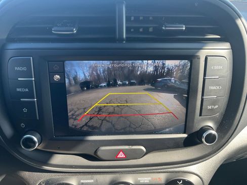 Used 2025 Kia Soul LX w/ LX Technology Package image 20