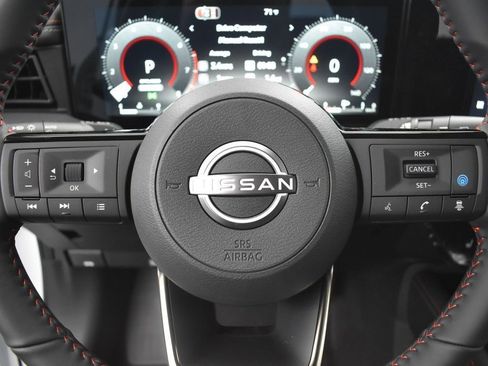 New 2026 Nissan Kicks SR w/ Cold Weather Package image 30