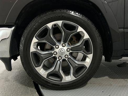 Used 2019 RAM 1500 Limited image 37