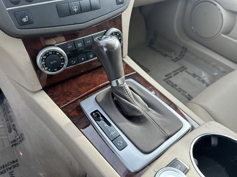 Used 2011 Mercedes-Benz C 300 4MATIC Sedan image 33