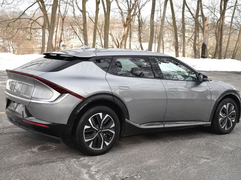 Used 2024 Kia EV6 Wind image 7