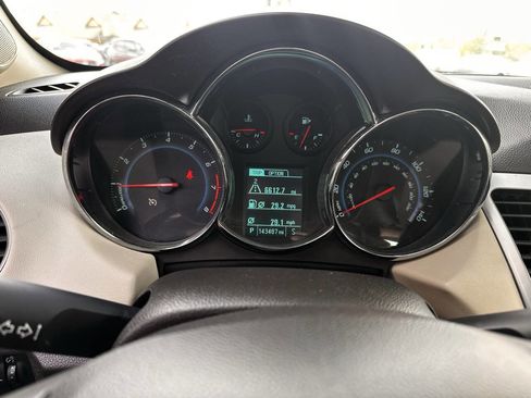 Used 2014 Chevrolet Cruze LT w/ Sun, Sound and Sport Package image 14