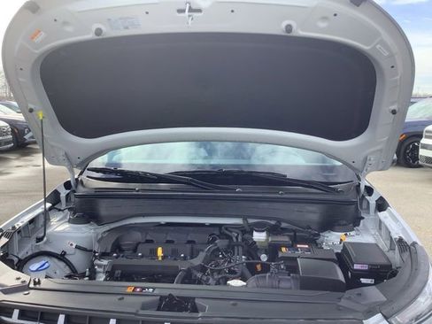 Certified 2026 Hyundai Venue SEL image 11