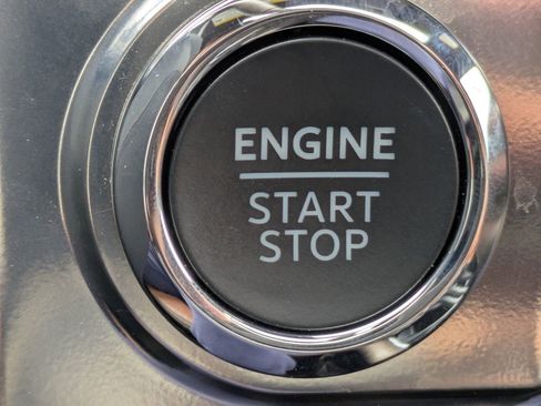 Certified 2025 Ford F150 King Ranch w/ FX4 Off-Road Package image 30