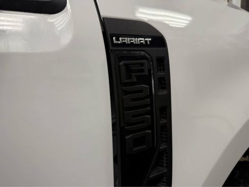 Used 2024 Ford F250 Lariat w/ Lariat Ultimate Package image 51