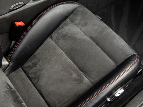 Certified 2015 Porsche 911 GT3 image 35