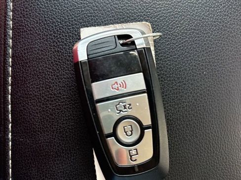 Used 2020 Ford Fusion SE w/ Equipment Group 151A FWD image 49