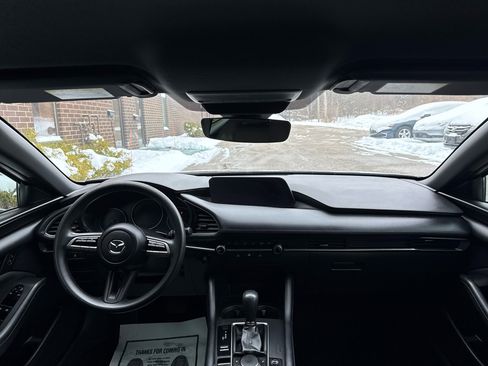 Used 2022 MAZDA MAZDA3 s image 6