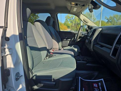 Used 2016 RAM 2500 Tradesman w/ Chrome Appearance Group image 20