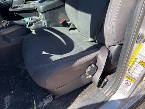 Used 2017 Toyota Tacoma TRD Sport w/ Tow Package image 14