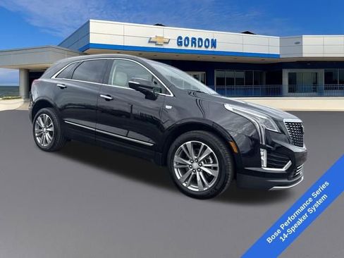 Used 2025 Cadillac XT5 Premium Luxury w/ LPO, Floor Liner Package image 8