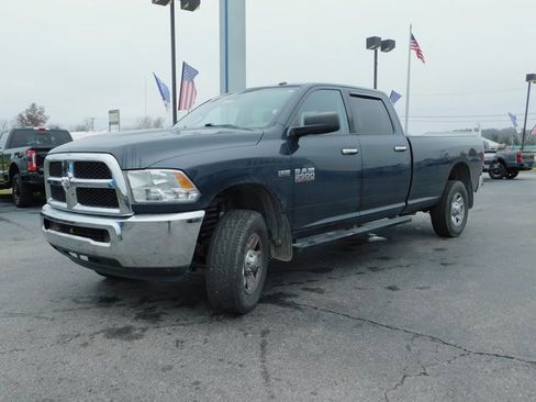 Used 2016 RAM 2500 SLT image 39