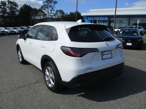 Certified 2024 Honda HR-V LX image 7