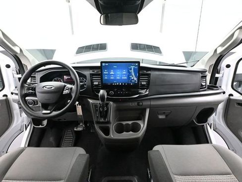 Used 2023 Ford Transit 350 XLT image 23
