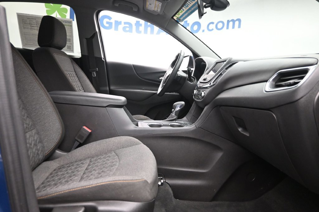 Used 2024 Chevrolet Equinox LT AWD/4WD image 9