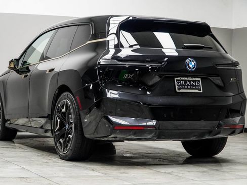 Used 2023 BMW iX M60 w/ Executive Package image 11