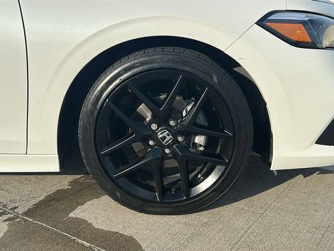 Used 2024 Honda Civic Sport image 15