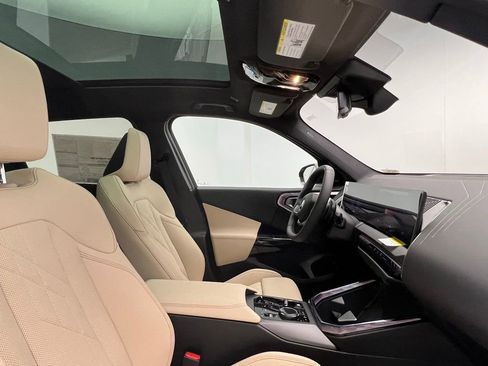 Used 2026 BMW X3 xDrive30 w/ Premium Package image 7