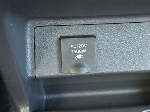 Used 2024 Toyota Sienna XSE w/ XSE Plus Package image 26