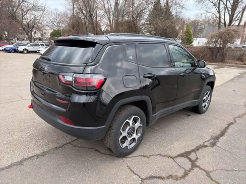 Used 2022 Jeep Compass Trailhawk w/ Trailhawk Elite Group image 16