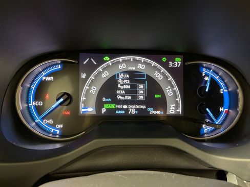 Used 2024 Toyota RAV4 XLE w/ Convenience Package AWD/4WD image 18