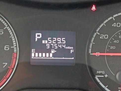 Used 2019 Subaru Crosstrek 2.0i Premium image 16