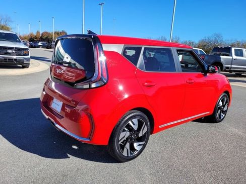 Used 2024 Kia Soul GT-Line w/ GT-Line Technology Package image 11