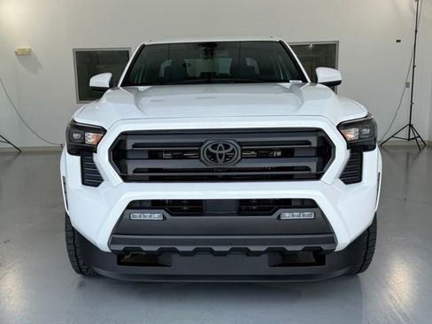 New 2025 Toyota Tacoma SR5 image 9