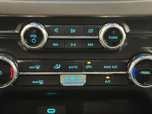 Used 2024 Ford F150 XLT w/ Tow/Haul Package AWD/4WD image 18
