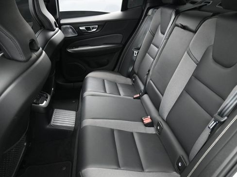 Used 2023 Volvo S60 T8 Ultimate image 26