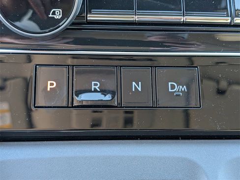 New 2025 Nissan Armada Platinum Reserve image 30