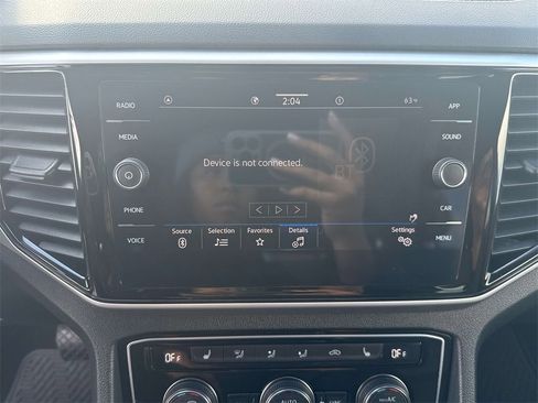 Used 2023 Volkswagen Atlas Cross Sport SE image 20