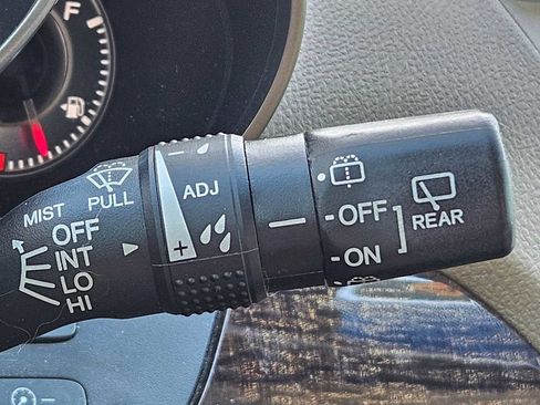 Used 2012 Acura MDX w/ Technology & Entertainment AWD/4WD image 23