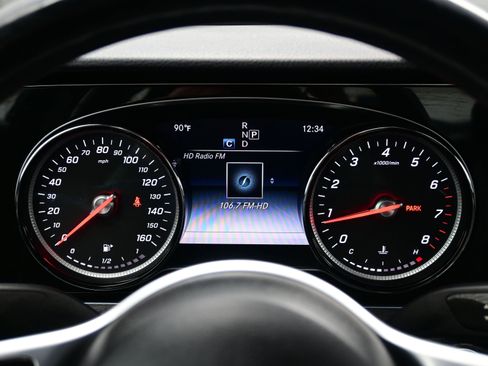 Used 2019 Mercedes-Benz E 300 4MATIC image 24