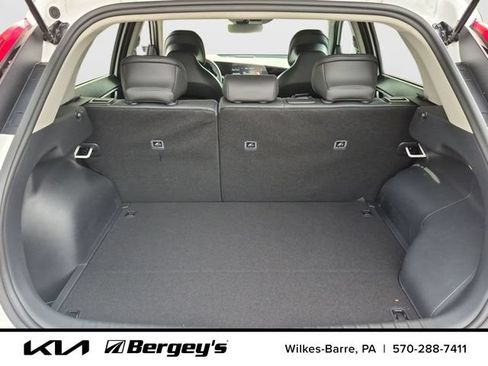Certified 2025 Kia Niro EX w/ EX Cold Weather Package FWD image 25