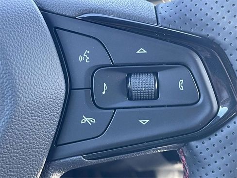 New 2026 Chevrolet Trax RS w/ Sunroof Package image 18