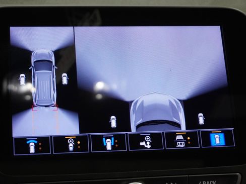 Used 2023 Chevrolet Equinox RS w/ RS Leather Package image 30