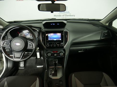 Used 2019 Subaru Crosstrek 2.0i Premium image 17