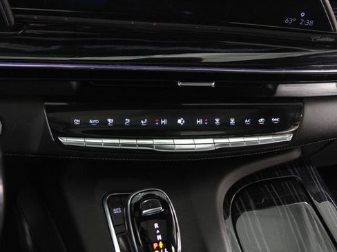 Used 2022 Cadillac Escalade ESV Sport w/ Touring Package image 15