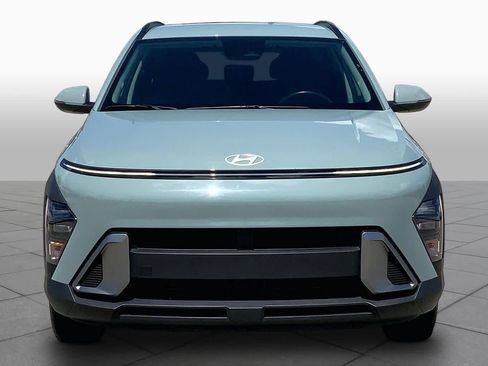 Used 2024 Hyundai Kona SEL AWD/4WD image 4