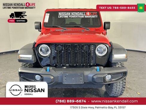 Used 2023 Jeep Wrangler Unlimited w/ Cold Weather Group image 4