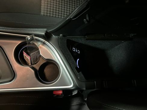 Used 2022 Dodge Challenger GT w/ Driver Convenience Group image 21