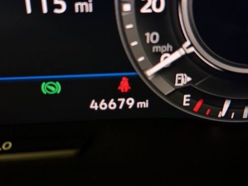 Used 2019 Volkswagen Atlas SEL image 24